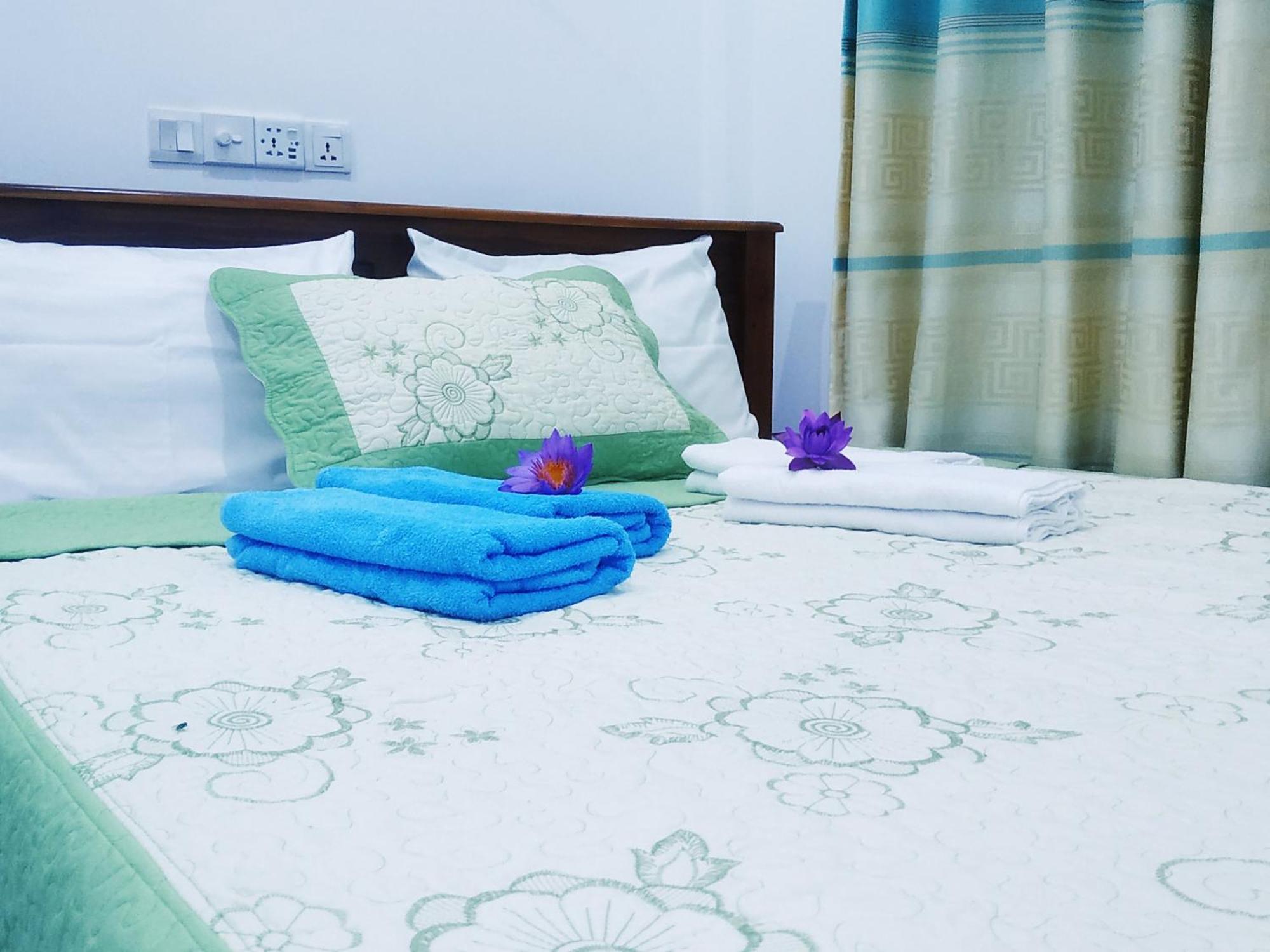กรีนวูด อุทาวาลาวา ซษฟารี รีสอร์ต Hotel อุดาวาลาเว ภายนอก รูปภาพ